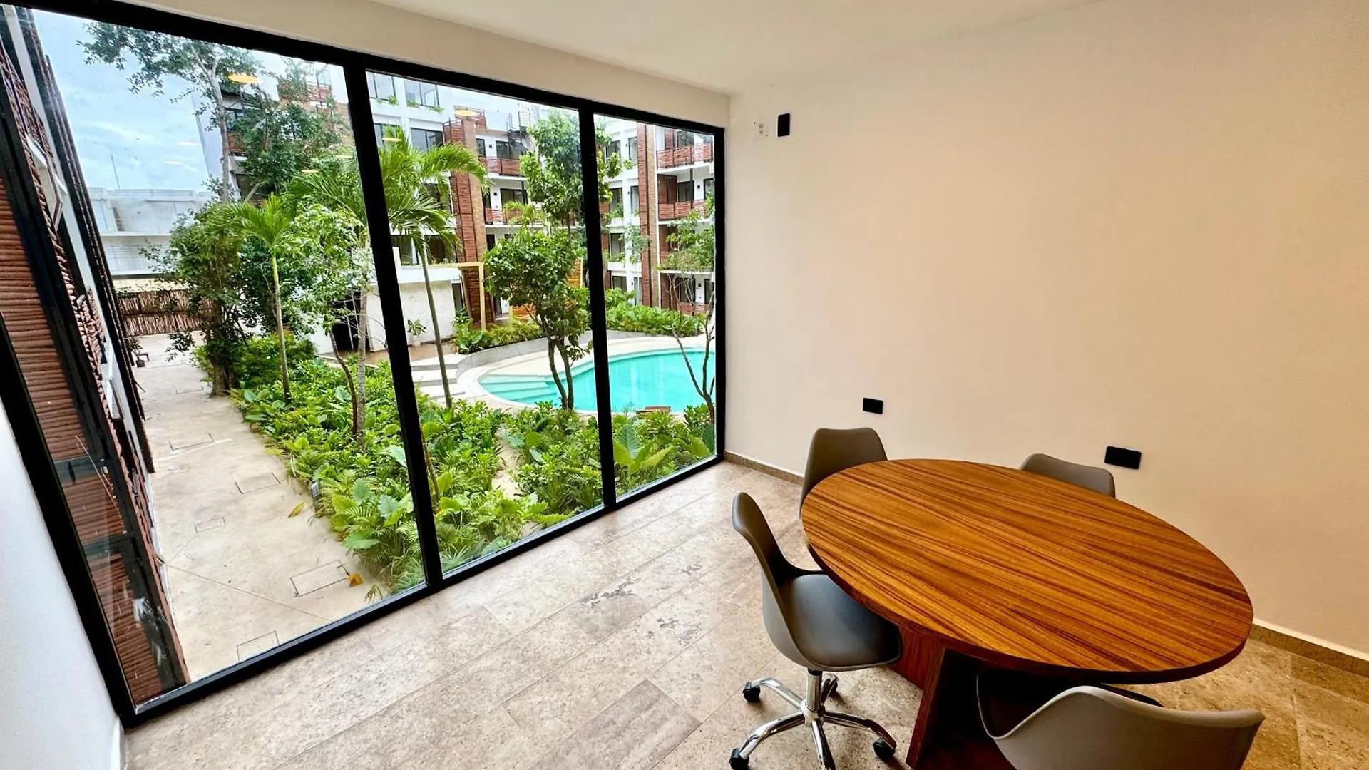 Chic 2Br Condo, Private Jacuzzi And 2 Free Bikes Tulum